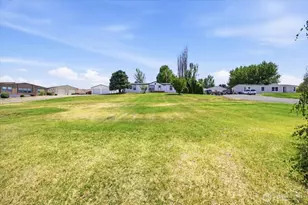 4225 Twinlake Ct, West Richland, WA 99353 - Photo 3