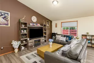 1137 Highland Ave, Port Angeles, WA 98362 - Photo 9