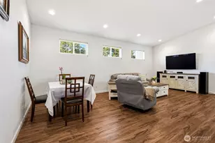 10305 187th Ave SW, Rochester, WA 98579 - Photo 9
