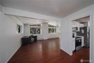 1074 N Estate Ln, Oak Harbor, WA 98277 - Photo 11