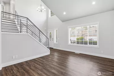 2402 119th Street SW #C1, Everett, WA 98204 - Photo 3