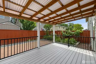 2402 119th St SW, Everett, WA 98204 - Photo 33