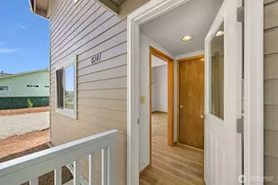 8141 Comox Road W, Blaine, WA 98230 - Photo 9