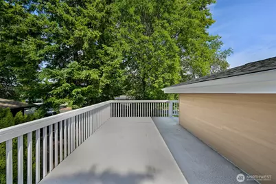 8141 Comox Road W, Blaine, WA 98230 - Photo 33