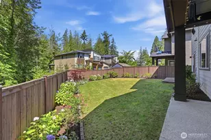 24309 NE 24th St, Sammamish, WA 98074 - Photo 33