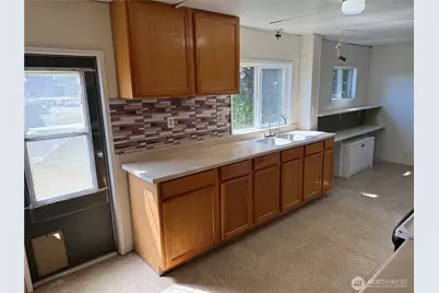 3517 Birch Bay Lynden Road, Custer, WA 98240 - Photo 7