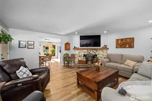 10701 125th St E, Puyallup, WA 98374 - Photo 9