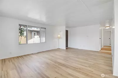 5001 180th Street SW #10, Lynnwood, WA 98037 - Photo 5