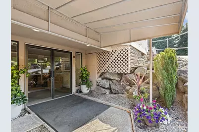 1113 5th Avenue S #207, Edmonds, WA 98020 - Photo 17
