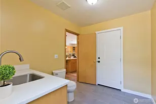 24608 SE 387th St, Enumclaw, WA 98022 - Photo 27