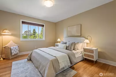 3225 W Mercer Way, Mercer Island, WA 98040 - Photo 13