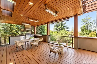 3225 W Mercer Way, Mercer Island, WA 98040 - Photo 9