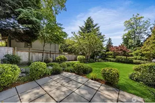 3225 W Mercer Way, Mercer Island, WA 98040 - Photo 31