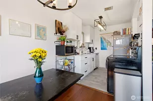 2703 Boylston Ave E, Seattle, WA 98102 - Photo 17