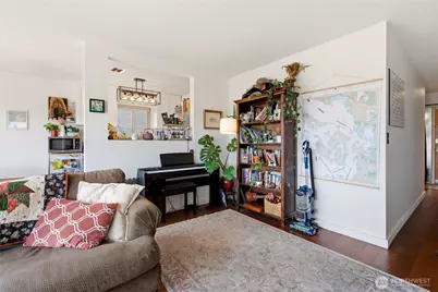 2703 Boylston Ave E #201, Seattle, WA 98102 - Photo 7