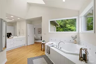 20705 40th Dr SE, Bothell, WA 98021 - Photo 27