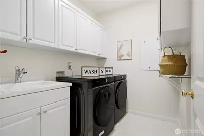 20705 40th Drive SE, Bothell, WA 98021 - Photo 35