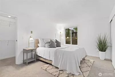14515 NE 32nd Street #H104, Bellevue, WA 98007 - Photo 17
