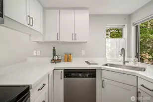406 10th St, Kirkland, WA 98033 - Photo 11