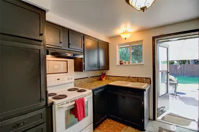 21264 Plaza Drive, Sedro Woolley, WA 98284 - Photo 11