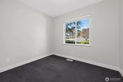 722 E 18th St, La Center, WA 98629 - Photo 15