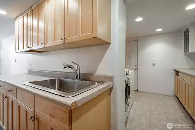 2817 Broadway, Bellingham, WA 98225 - Photo 31