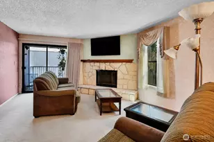 8015 196th St SW, Edmonds, WA 98026 - Photo 7