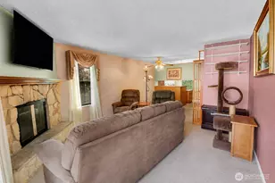 8015 196th St SW, Edmonds, WA 98026 - Photo 5