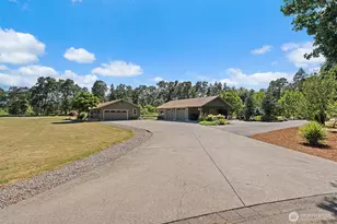2949 Harrison Ave, Centralia, WA 98531 - Photo 3