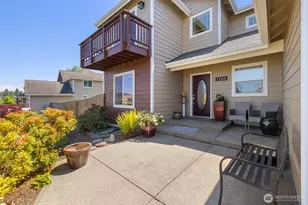 1108 Eckard Ave, Port Angeles, WA 98362 - Photo 3