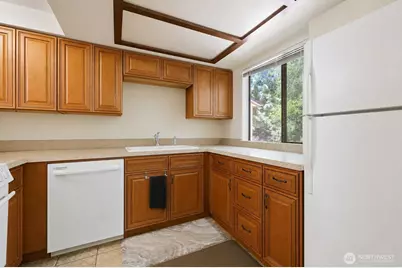 8111 58th Avenue SE, Olympia, WA 98513 - Photo 5
