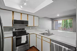 2821 60th Ln SE, Olympia, WA 98501 - Photo 9