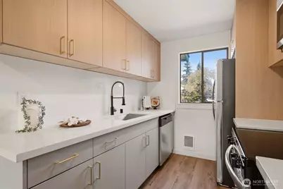 1725 SW 318th Place #49A, Federal Way, WA 98023 - Photo 7