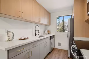 1725 SW 318th Pl, Federal Way, WA 98023 - Photo 7