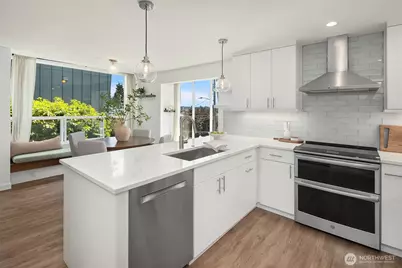 756 N 72nd Street #204, Seattle, WA 98103 - Photo 7