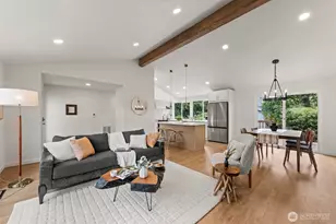 4303 NE 24th St, Renton, WA 98059 - Photo 5