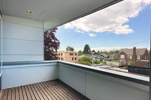 4812 Linden Ave N, Seattle, WA 98103 - Photo 5