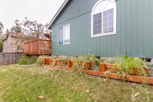 1613 197th St Ct E, Spanaway, WA 98387 - Photo 17