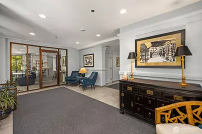 1120 Spring Street #602, Seattle, WA 98104 - Photo 23