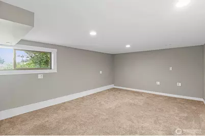 9656 Beacon Avenue S, Seattle, WA 98118 - Photo 21