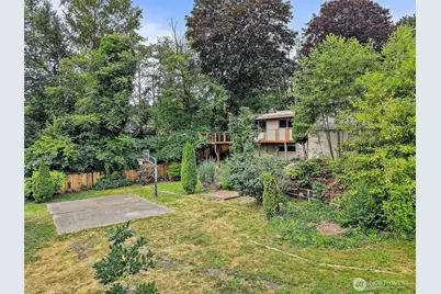 9656 Beacon Avenue S, Seattle, WA 98118 - Photo 27