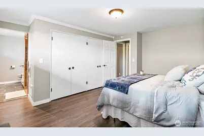 9656 Beacon Avenue S, Seattle, WA 98118 - Photo 15