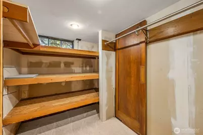 2301 Delmar Drive E, Seattle, WA 98102 - Photo 21