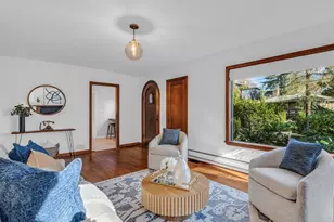 2301 Delmar Dr E, Seattle, WA 98102 - Photo 5