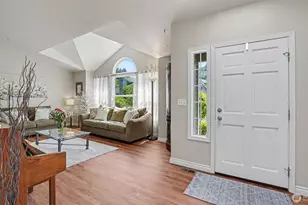 15532 156th Ct SE, Renton, WA 98058 - Photo 5