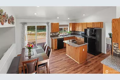 15532 156th Court SE, Renton, WA 98058 - Photo 17