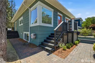 2204 3rd Ave W, Seattle, WA 98119 - Photo 31