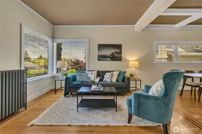 2204 3rd Avenue W, Seattle, WA 98119 - Photo 3