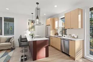 10746 Interlake Ave N, Seattle, WA 98133 - Photo 5