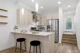 14013 Greenwood Ave N, Seattle, WA 98133 - Photo 9